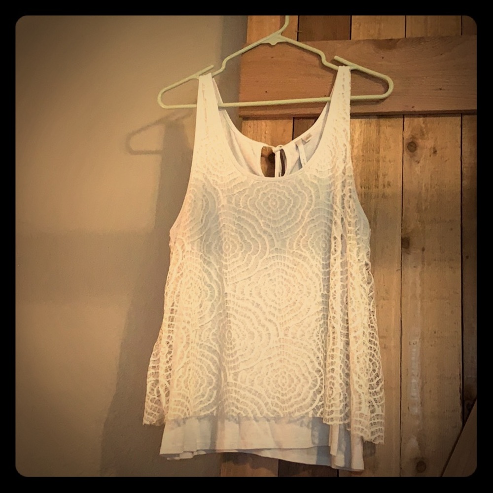🐝Lauren Conrad lace layered tank top🐝